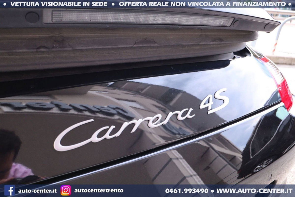 Porsche 911 Coupé Carrera 4S (10)