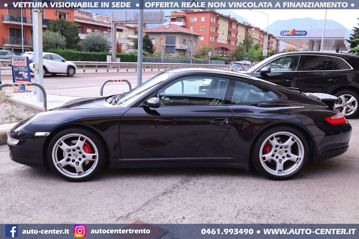Porsche 911 Coupé Carrera 4S (7)