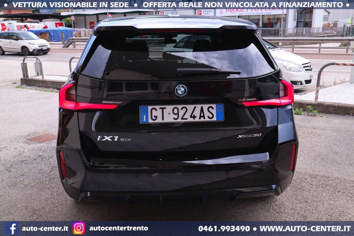 BMW iX1 xdrive 30 MSport (6)