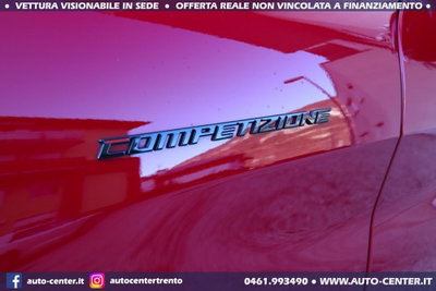 Alfa Romeo Giulia 2.0 Turbo 280 CV AT8 AWD Q4 Estrema (9)