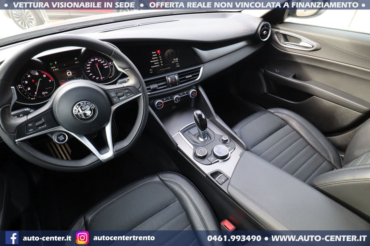 Alfa Romeo Giulia 2.0 Turbo 200 CV AT8 Super (13)