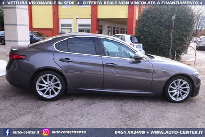 Alfa Romeo Giulia 2.0 Turbo 200 CV AT8 Super (5)