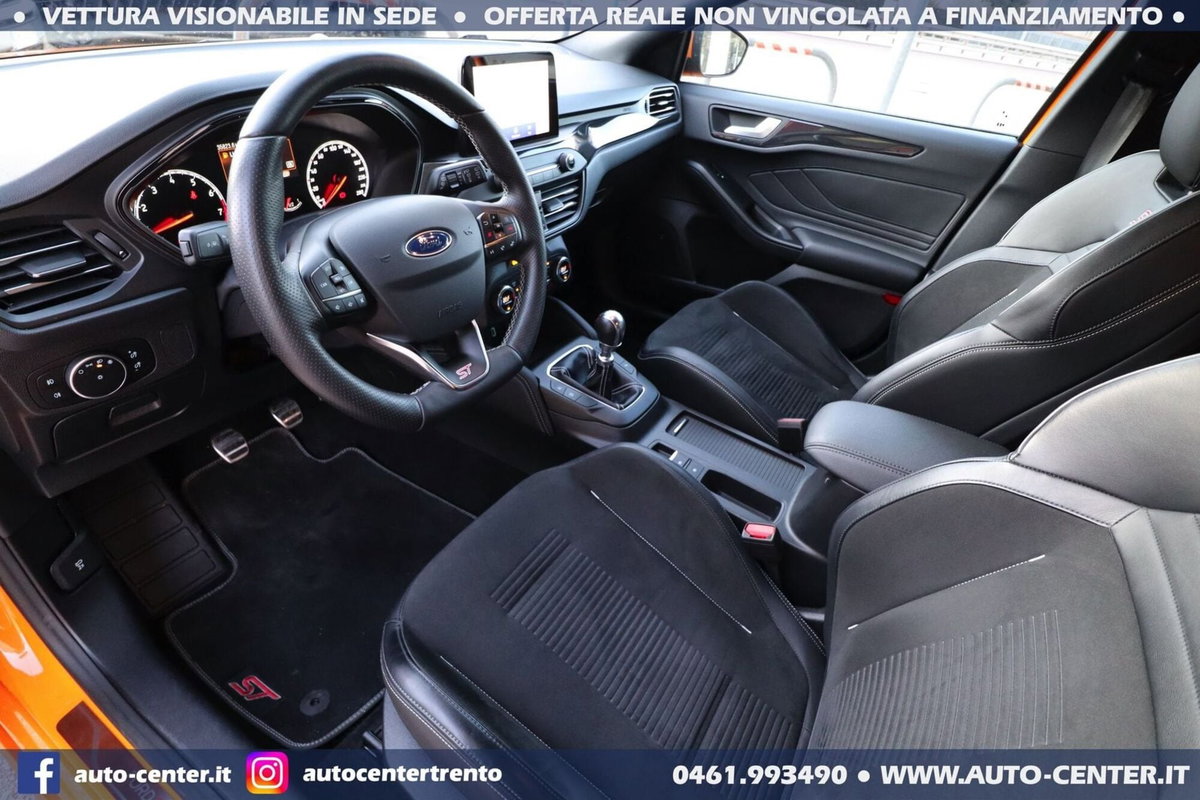 Ford Focus 2.3 ecoboost ST 280cv (11)
