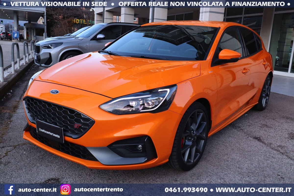 Ford Focus 2.3 ecoboost ST 280cv (19)