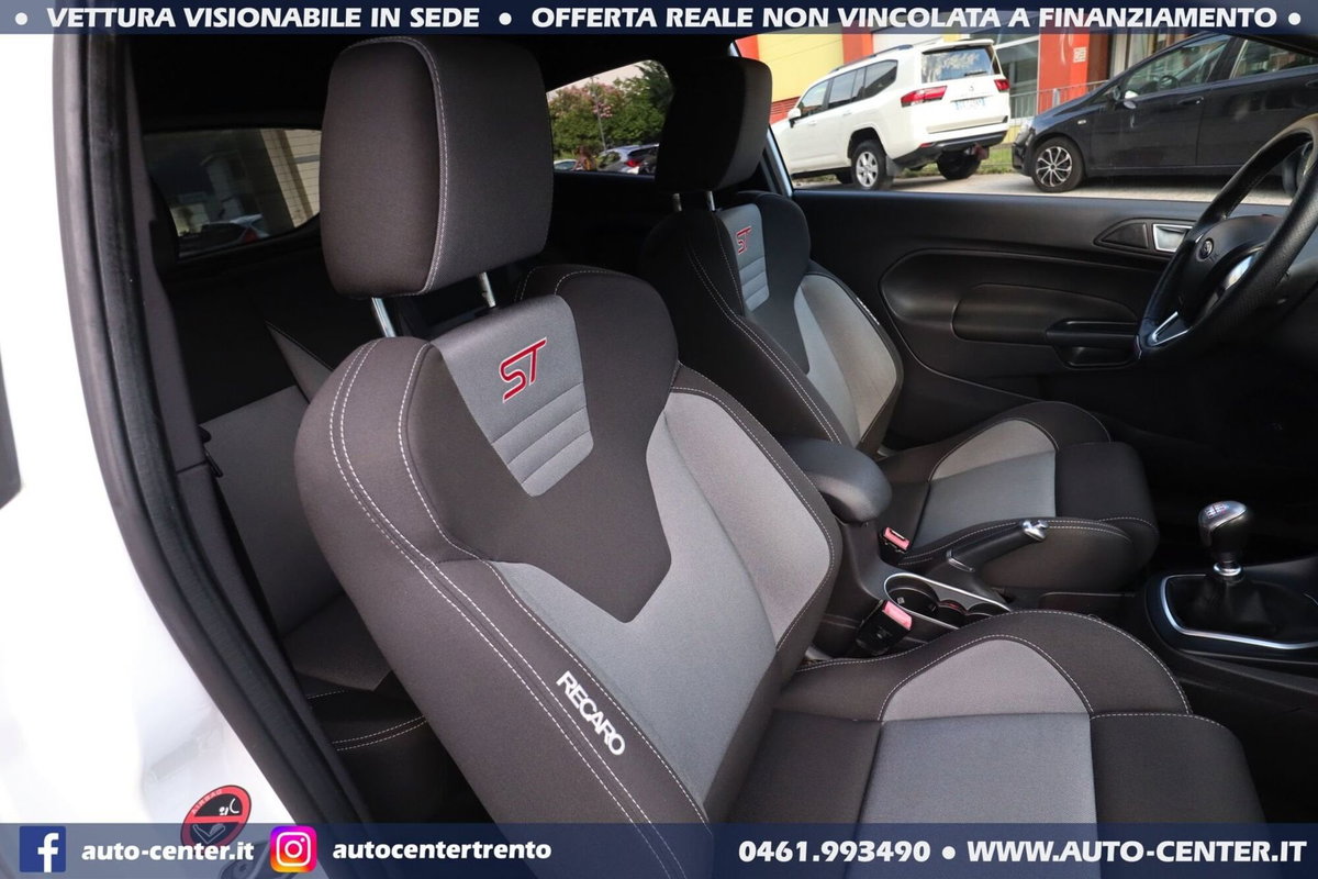 Ford Fiesta 1.6 182CV 3 porte ST (12)