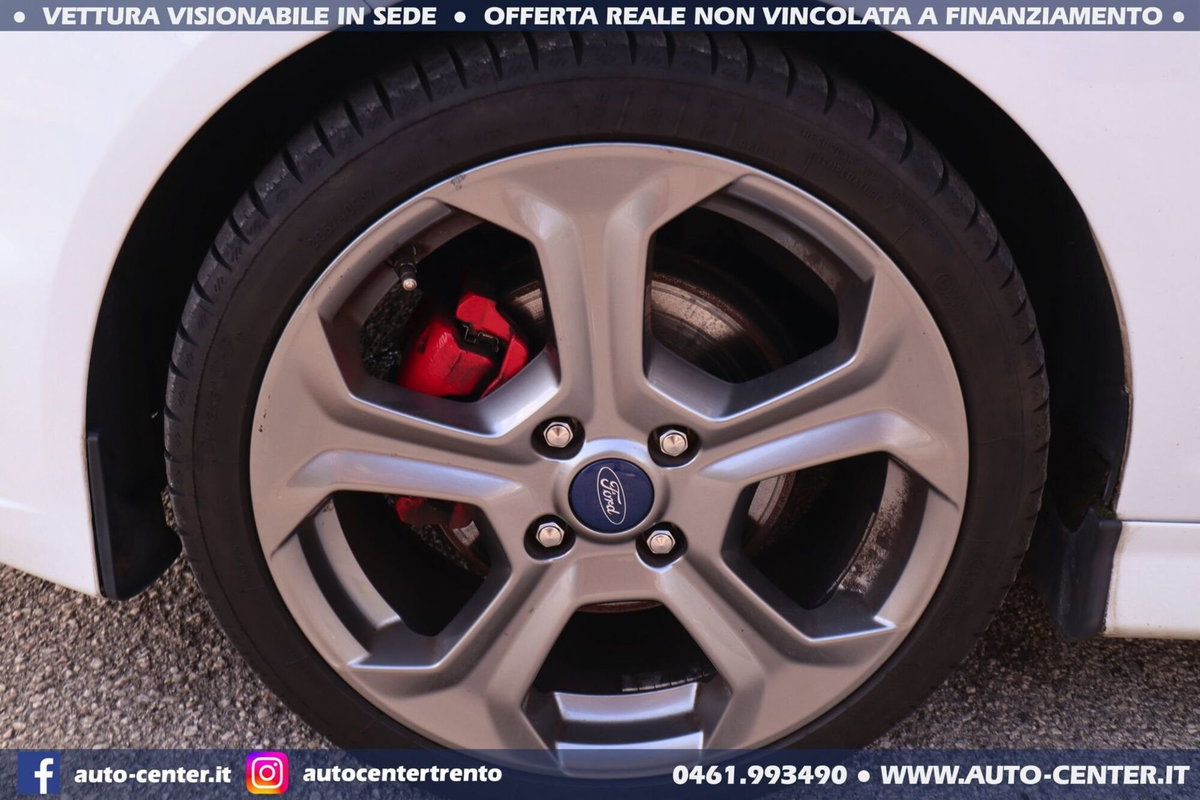 Ford Fiesta 1.6 182CV 3 porte ST (9)