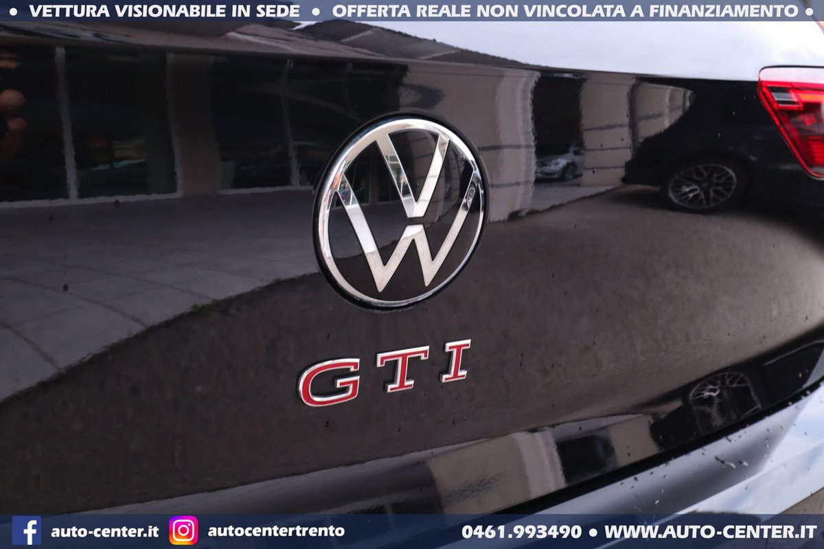 Volkswagen Golf 2.0 TSI GTI DSG (11)