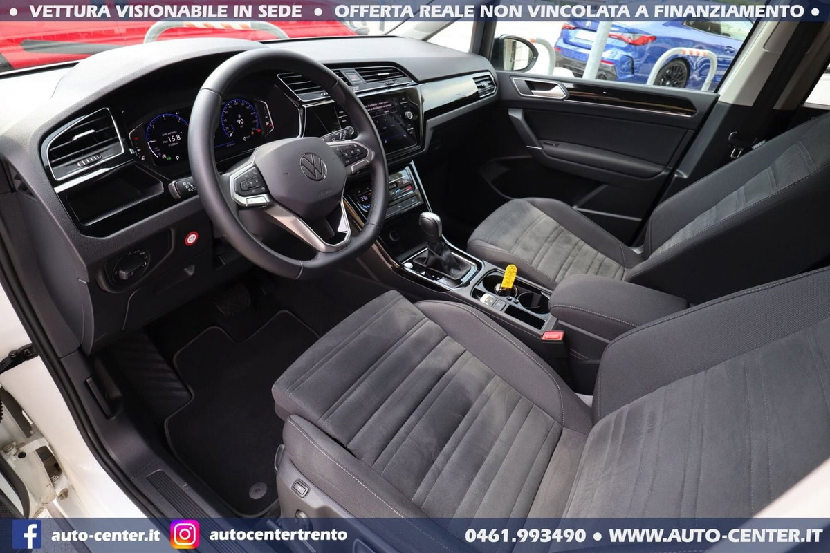 Volkswagen Touran 2.0 tdi Executive dsg (10)