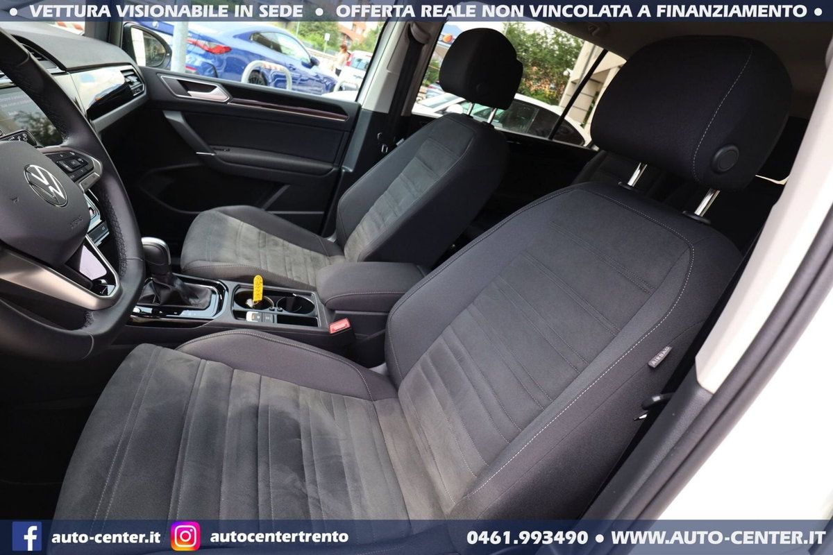 Volkswagen Touran 2.0 tdi Executive dsg (11)