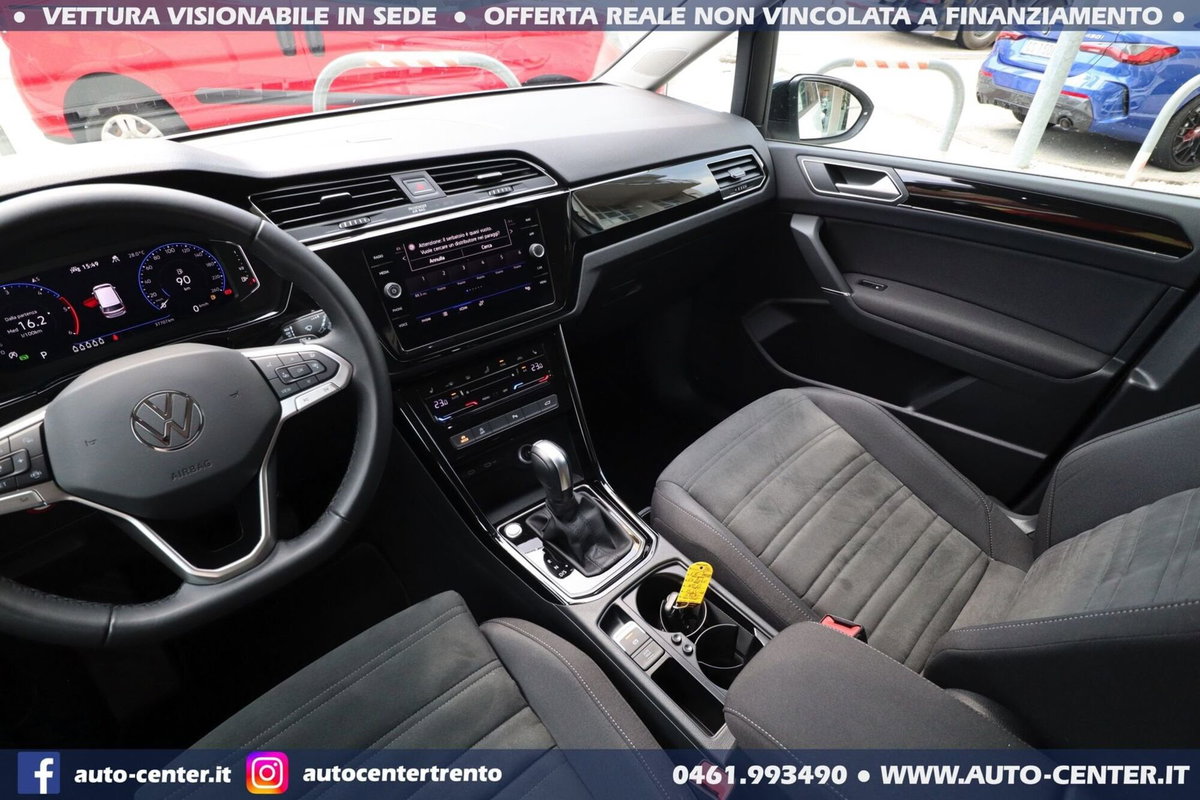 Volkswagen Touran 2.0 tdi Executive dsg (13)