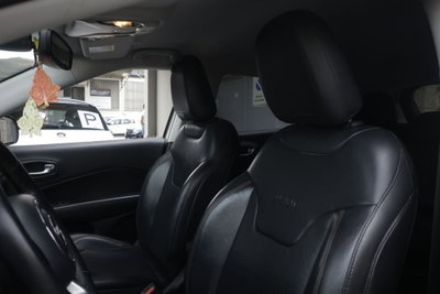 Jeep Compass 1.6 Multijet II 2WD Limited (16)