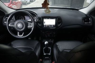 Jeep Compass 1.6 Multijet II 2WD Limited (2)