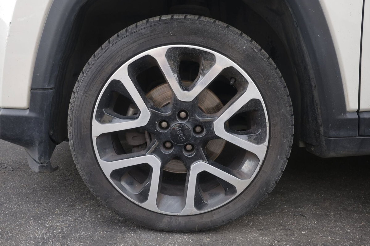 Jeep Compass 1.6 Multijet II 2WD Limited (5)