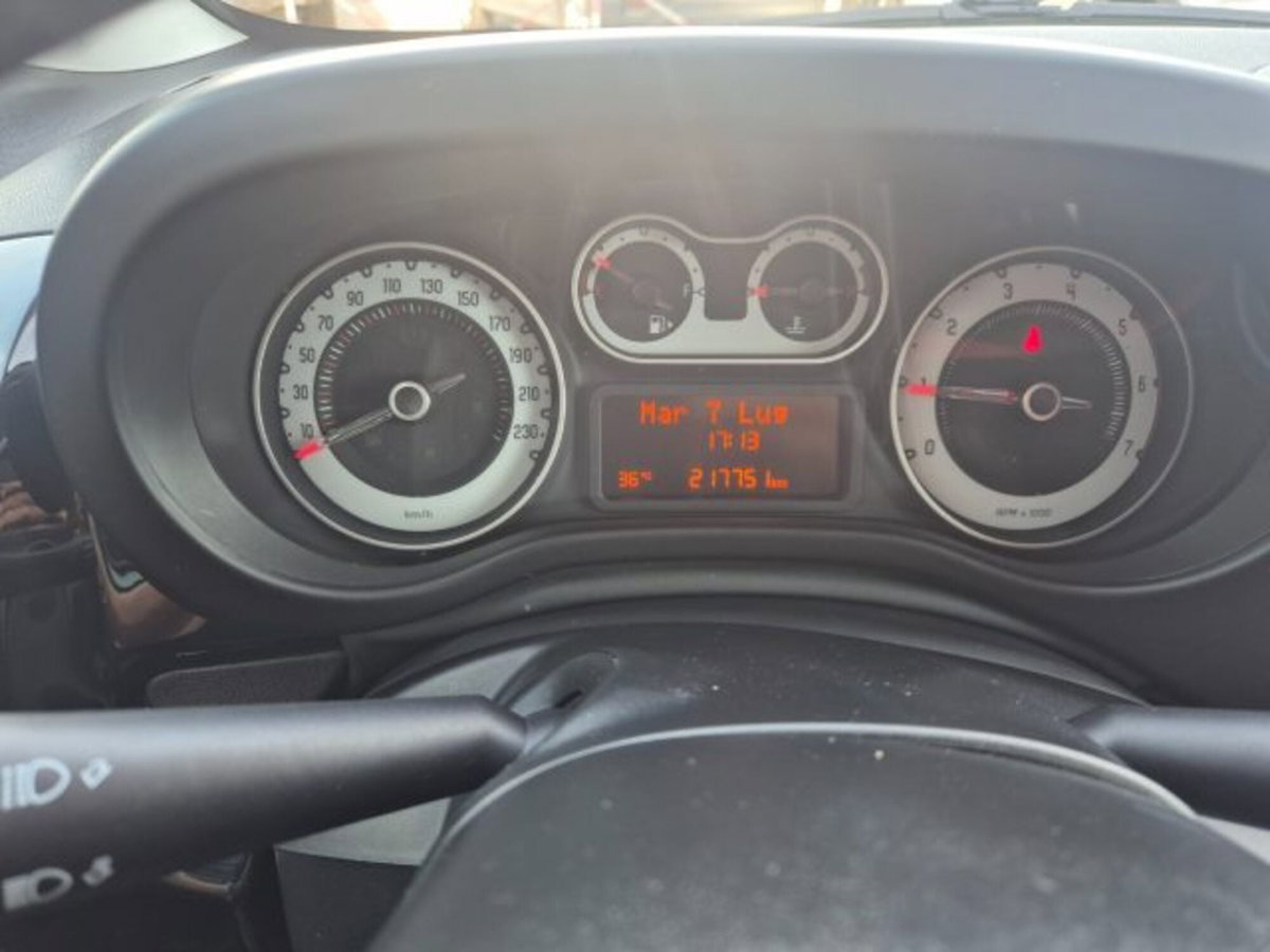 Fiat 500L 1.3 Multijet 85 CV Business (13)