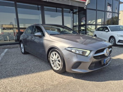 Mercedes-Benz Classe A 180 d AMG Line Premium Plus auto (2)