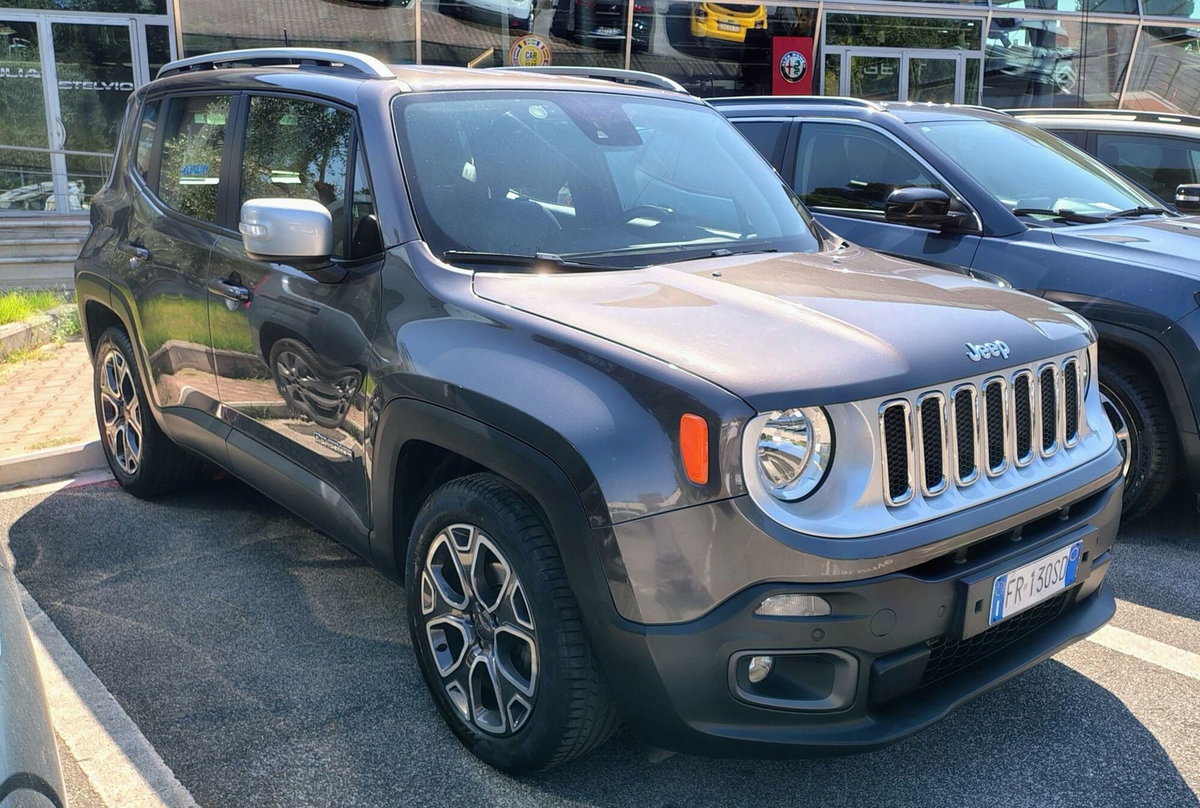 Jeep Renegade 1.4 MultiAir Limited (2)