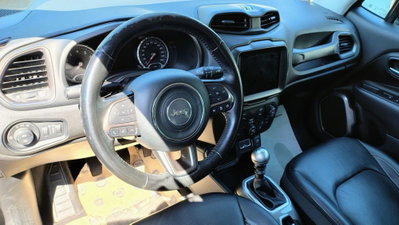 Jeep Renegade 1.4 MultiAir Limited (6)