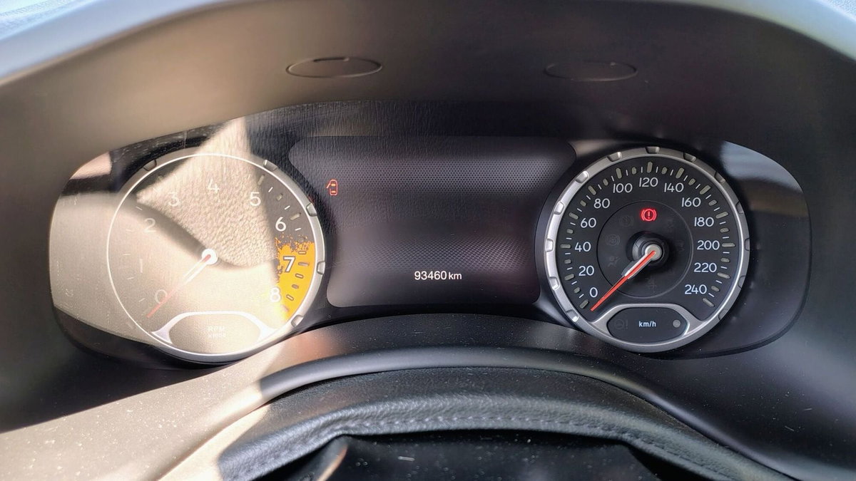 Jeep Renegade 1.4 MultiAir Limited (7)