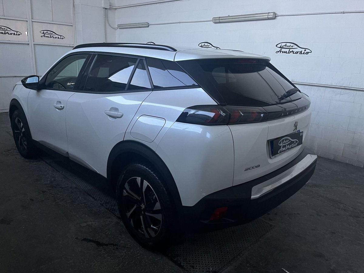 Peugeot 2008 BlueHDi 130 S&S EAT8 Allure Pack (6)