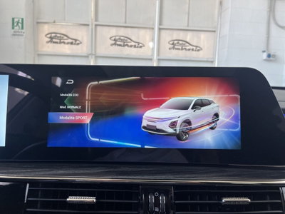 Omoda Omoda 5 EV 60,9 kWh Premium (15)