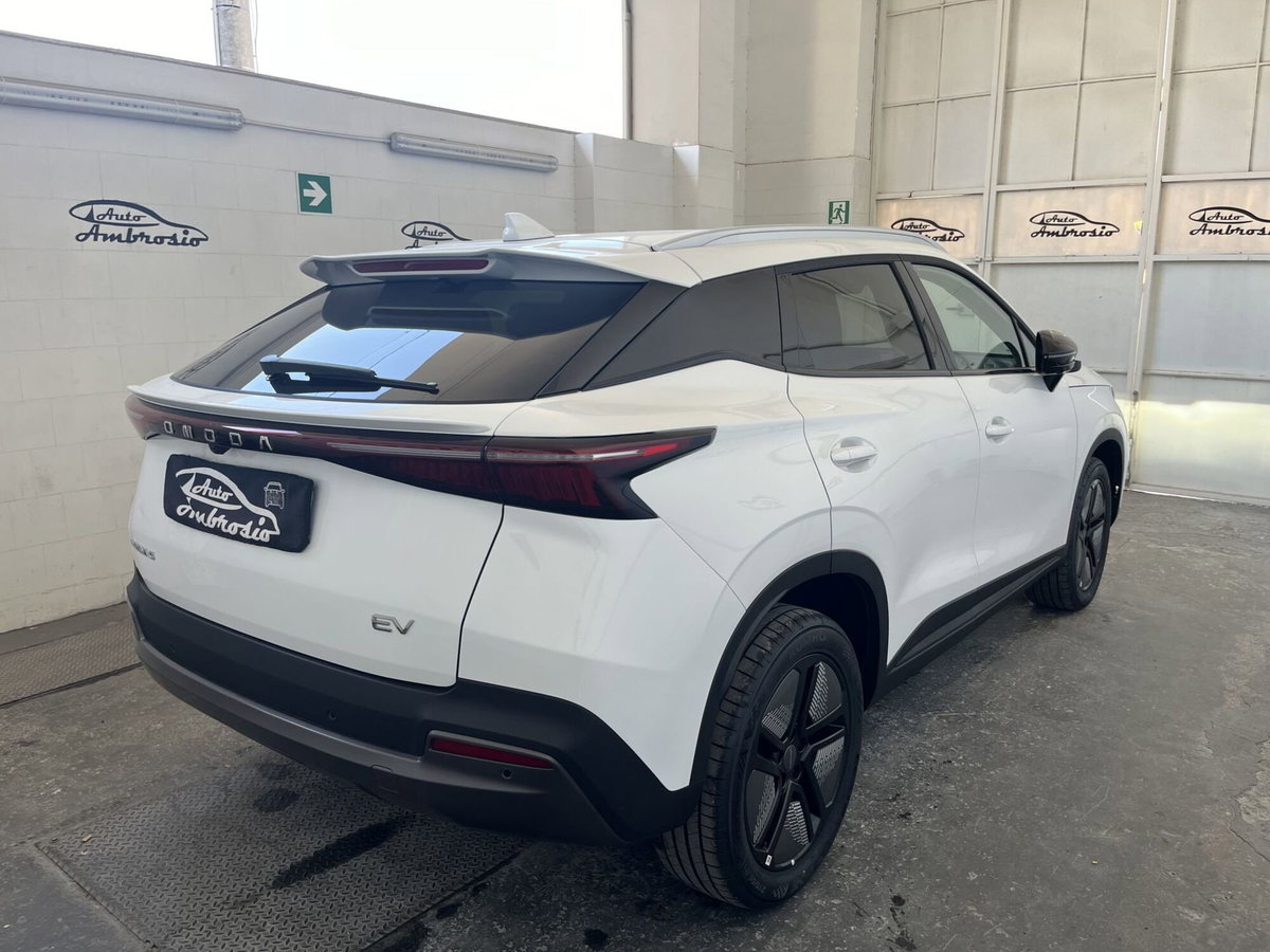 Omoda Omoda 5 EV 60,9 kWh Premium (5)