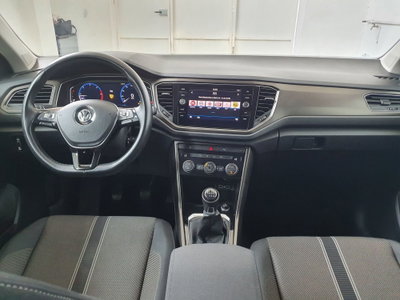 Volkswagen T-Roc 1.6 TDI SCR Advanced BlueMotion Technology (10)