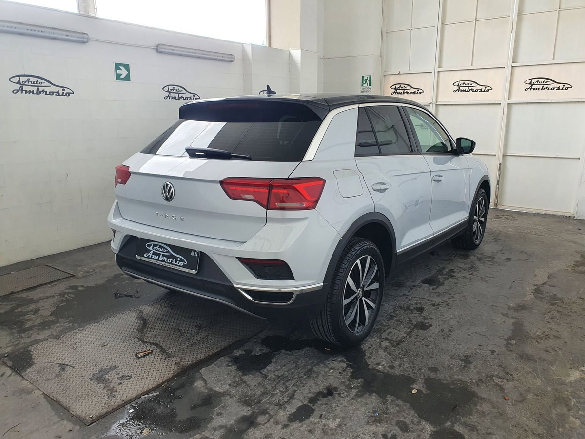 Volkswagen T-Roc 1.6 TDI SCR Advanced BlueMotion Technology (6)