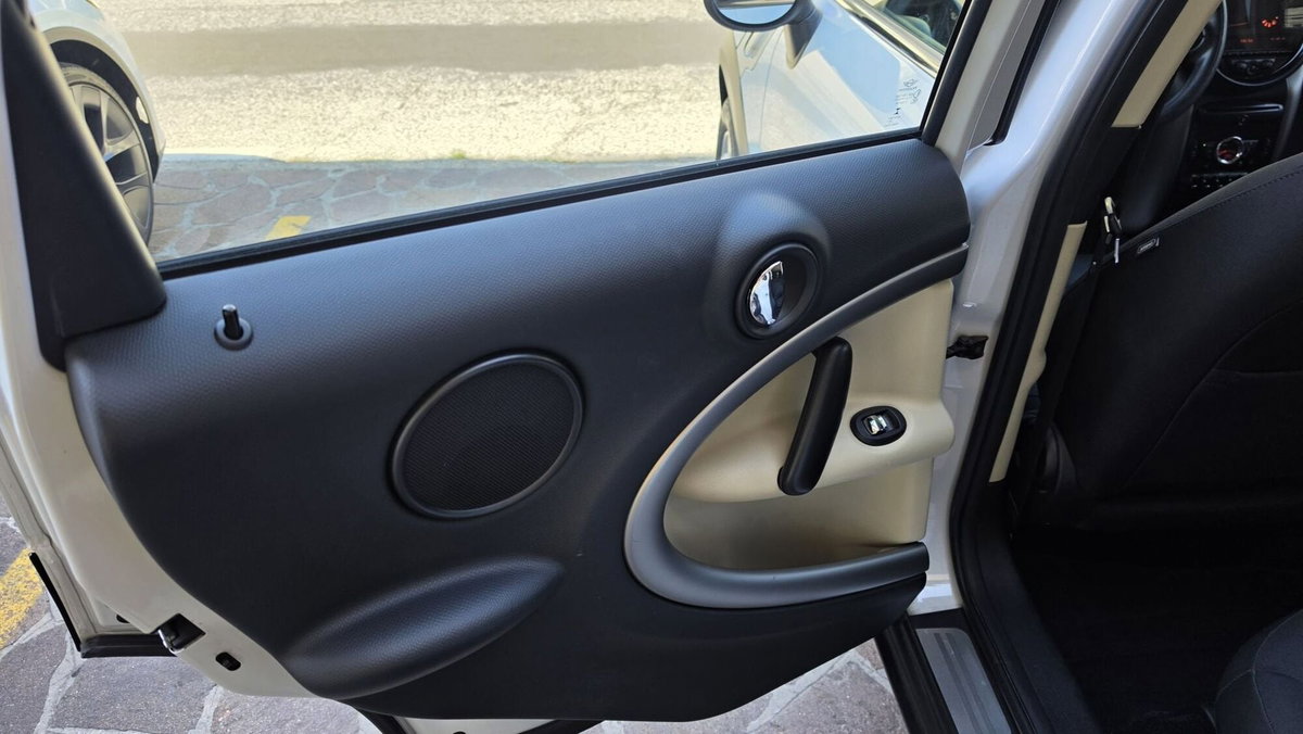 MINI Mini Countryman 1.6 Cooper Countryman (14)