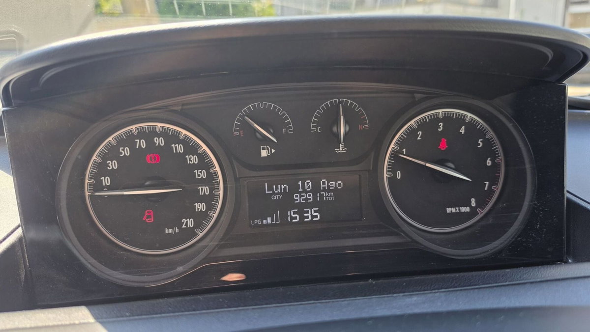 Lancia Ypsilon 1.2 69 CV 5 porte GPL Silver Plus (16)