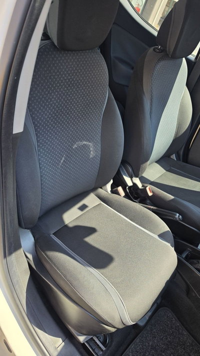 Lancia Ypsilon 1.2 69 CV 5 porte GPL Silver Plus (17)