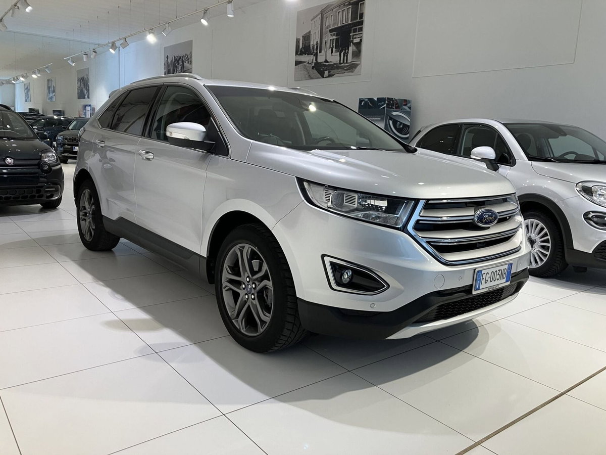 Ford Edge 2.0 TDCI 210 CV AWD Start&Stop Powershift Titanium (3)
