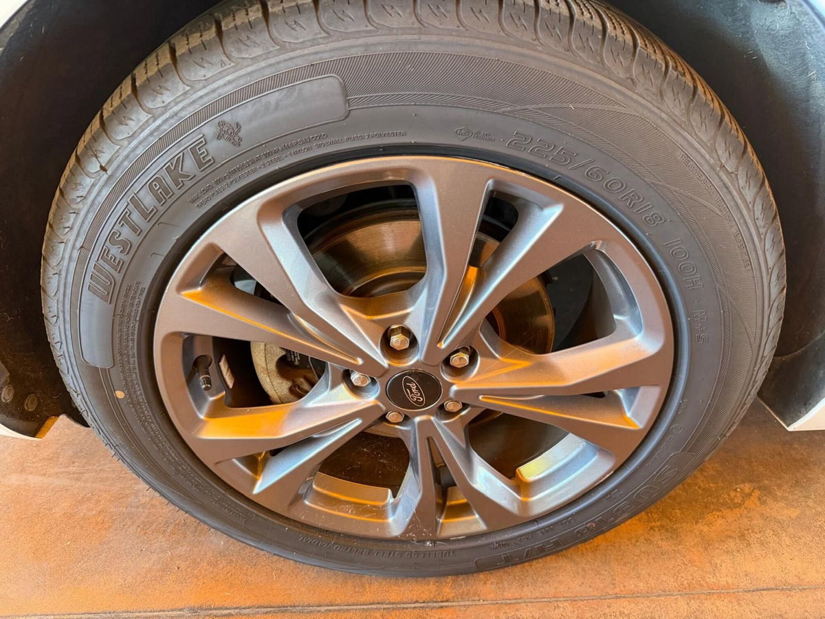 Ford Kuga 2.0 EcoBlue Hybrid 150 CV 2WD ST-Line (7)