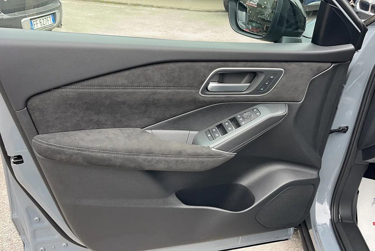 Nissan Qashqai 1.3 mhev N-Connecta 4wd 158cv xtronic (14)