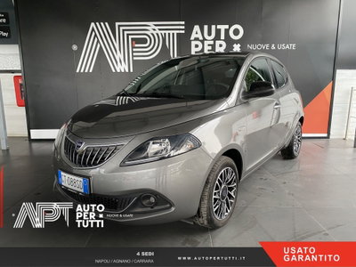 Lancia Ypsilon 1.0 FireFly 5 porte S&S Hybrid Ecochic A. Ferretti usata