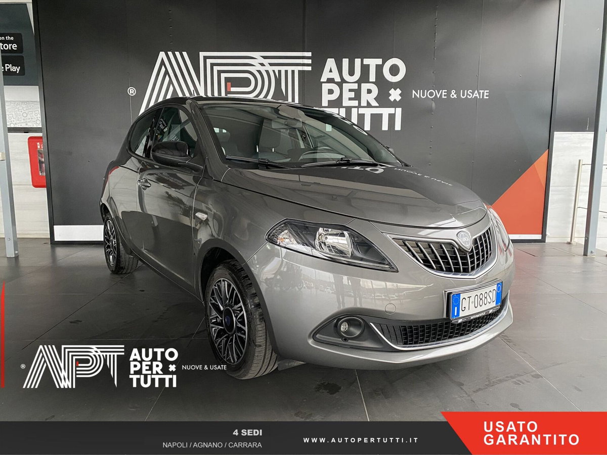 Lancia Ypsilon 1.0 FireFly 5 porte S&S Hybrid Ecochic A. Ferretti (2)