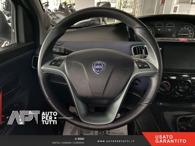 Lancia Ypsilon 1.0 FireFly 5 porte S&S Hybrid Ecochic A. Ferretti (9)