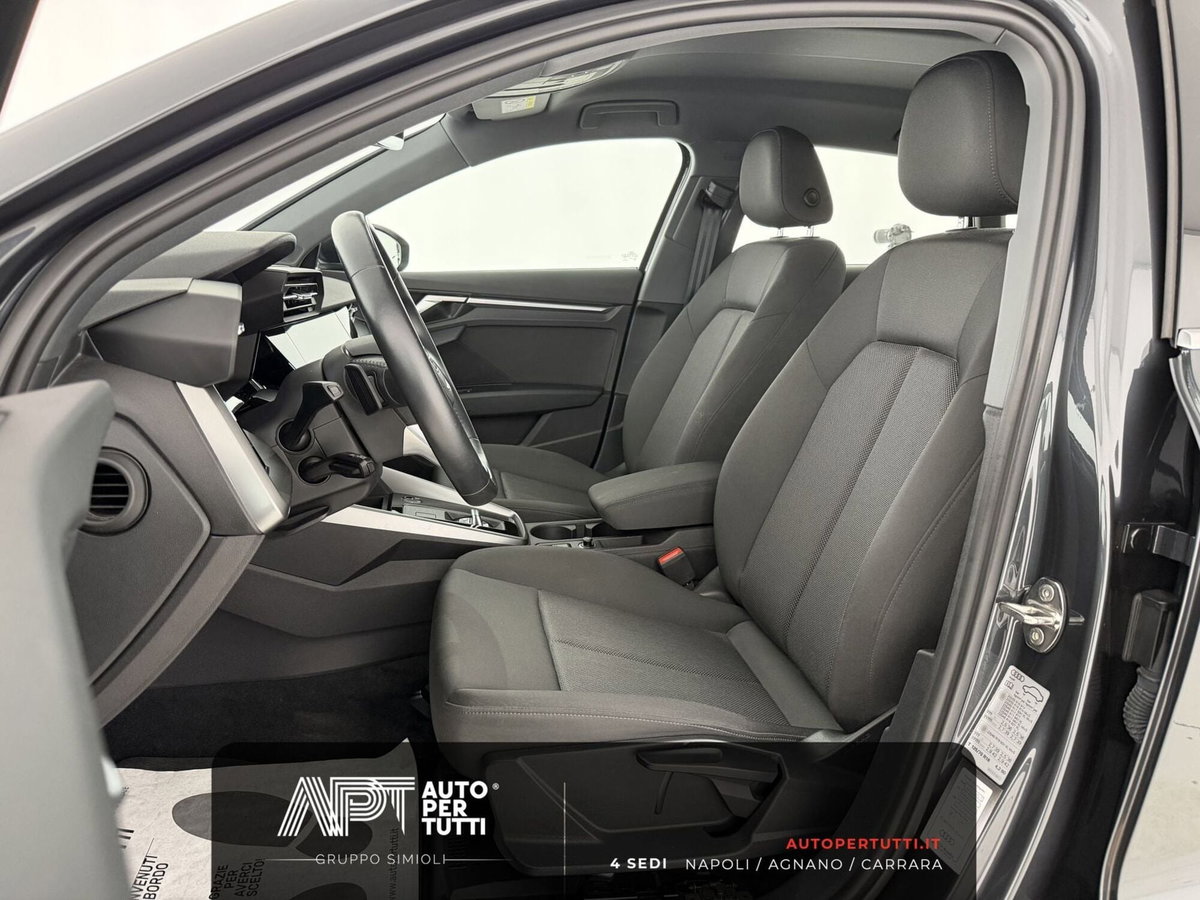 Audi A3 Sportback 35 TFSI Business (14)