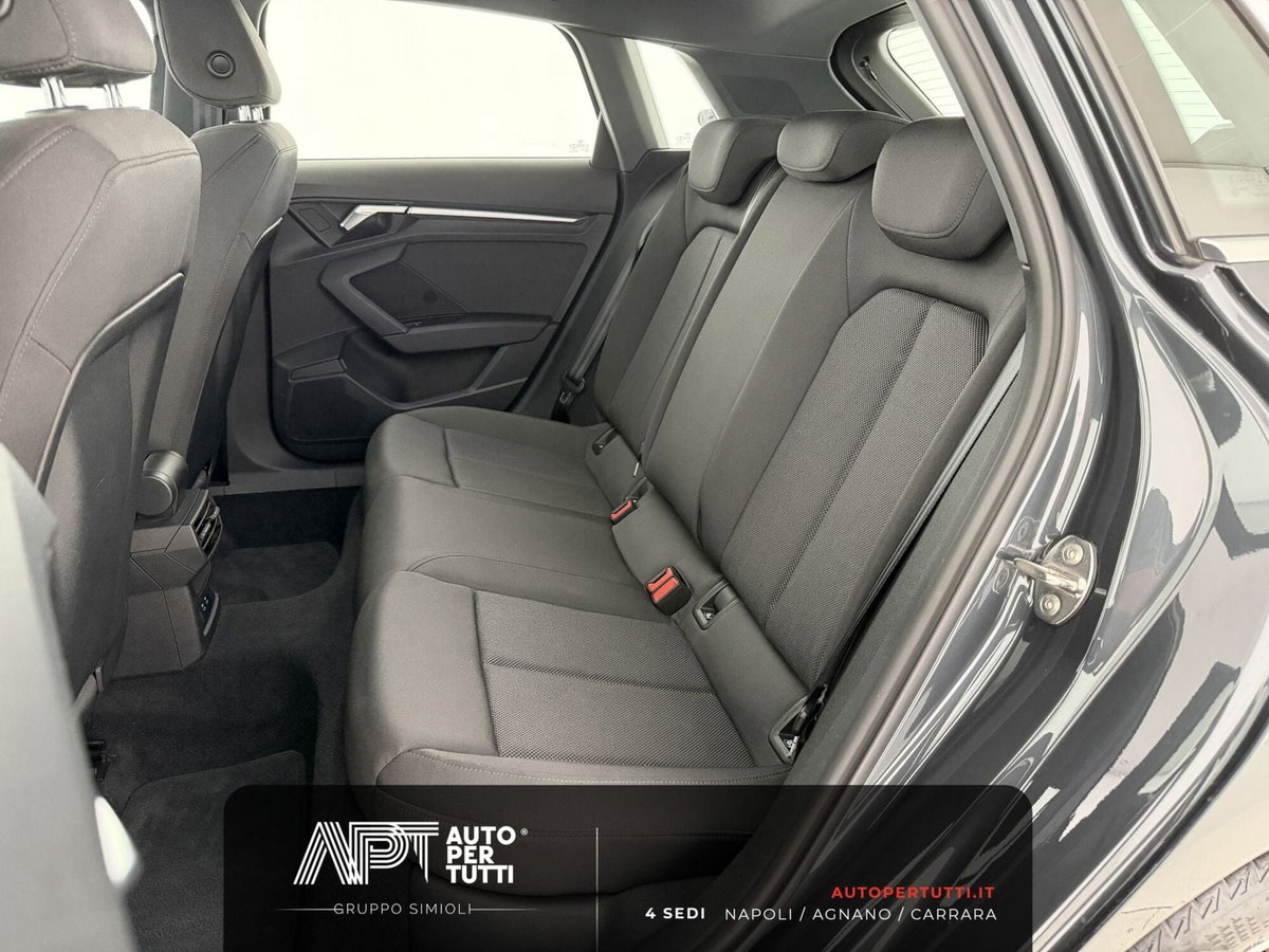Audi A3 Sportback 35 TFSI Business (15)