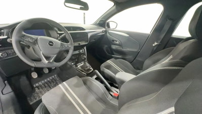 Opel Corsa 1.2 100 CV GS Line (7)