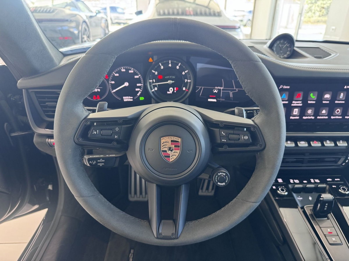Porsche 911 Coupé Coupe 3.0 Carrera 4 GTS (12)