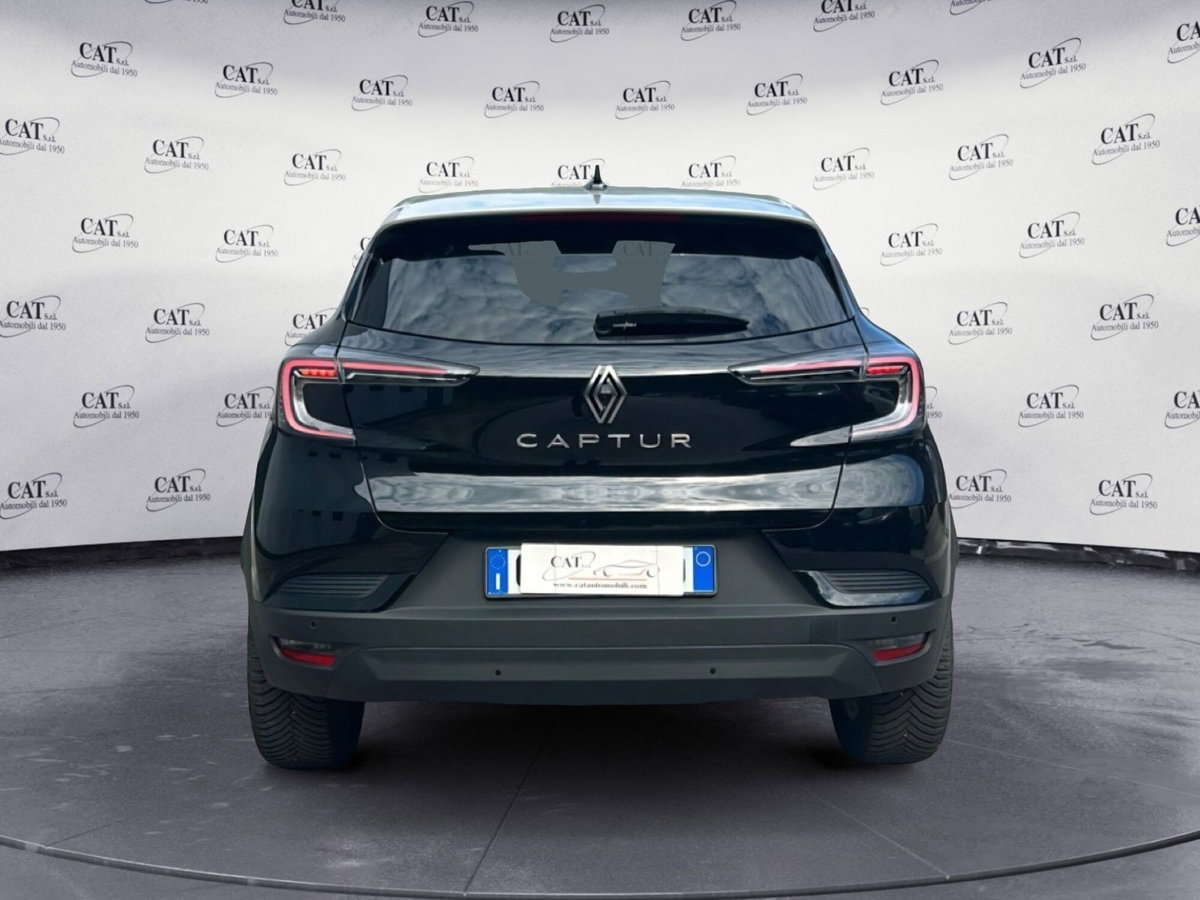 Renault Captur 1.0 tce Techno 90cv (6)