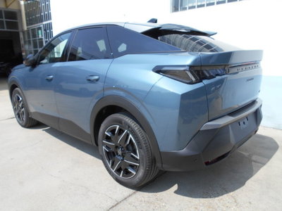 Peugeot 3008 1.2 hybrid GT Exclusive 145cv e-dcs6 (11)