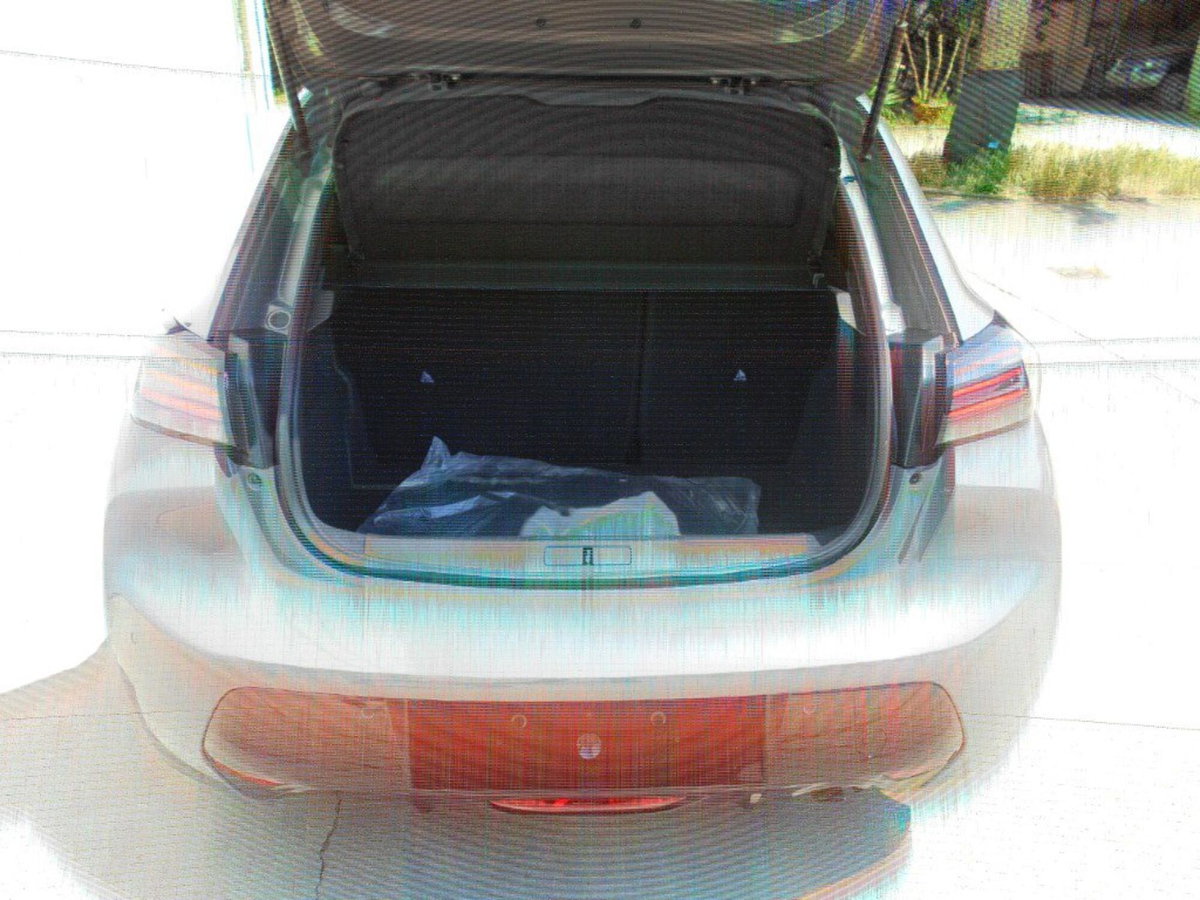 Peugeot 208 motore elettrico 136 CV 5 porte Allure Pack (12)