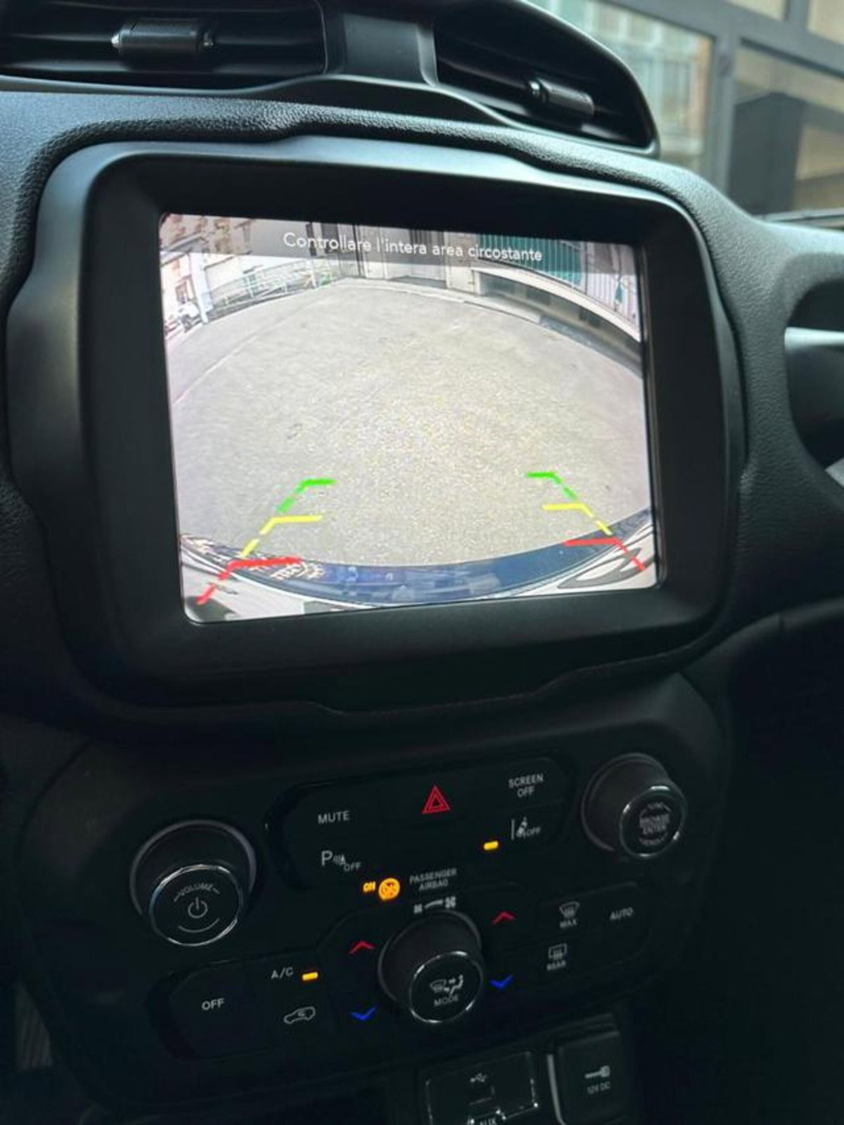 Jeep Renegade 1.6 Mjt 130 CV Limited (10)