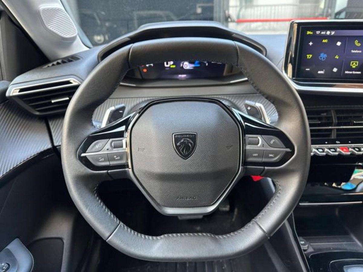 Peugeot 208 1.2 hybrid Active 100cv e-dcs 6 (12)