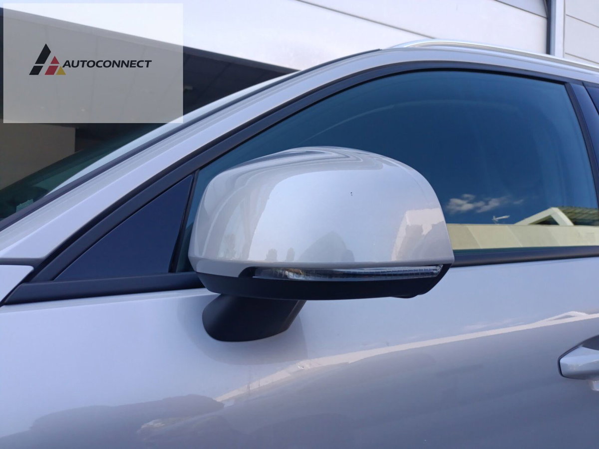 Volvo XC40 B4 AWD automatico Core (12)