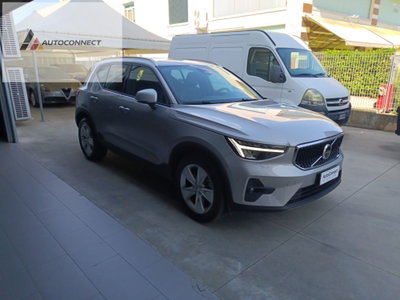 Volvo XC40 B4 AWD automatico Core (8)