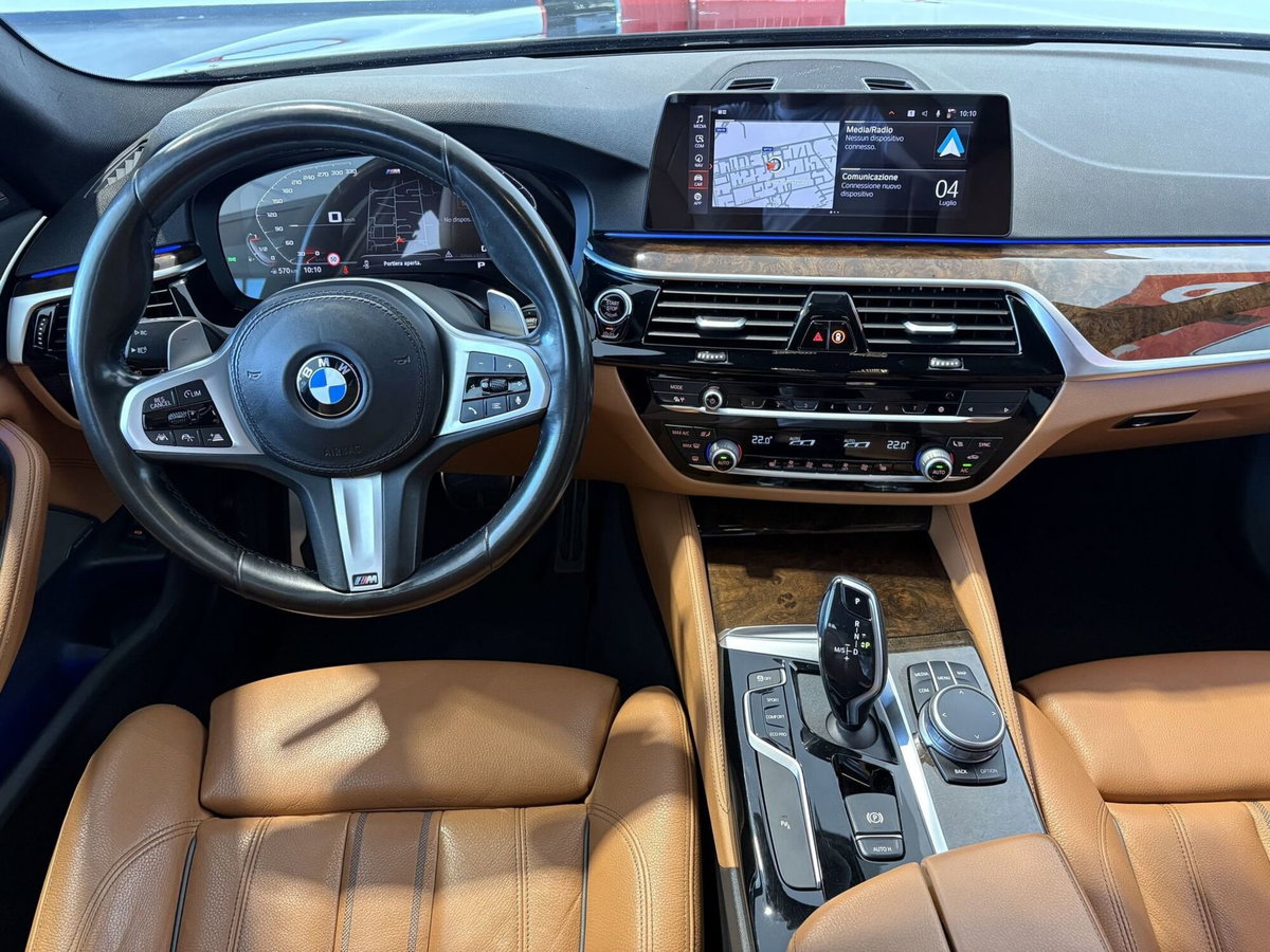 BMW Serie 5 Touring 530d xDrive  Msport (10)