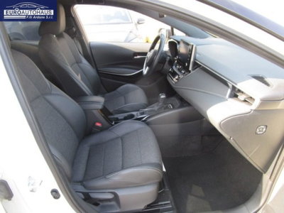 Toyota Corolla 1.8 Hybrid Style (4)