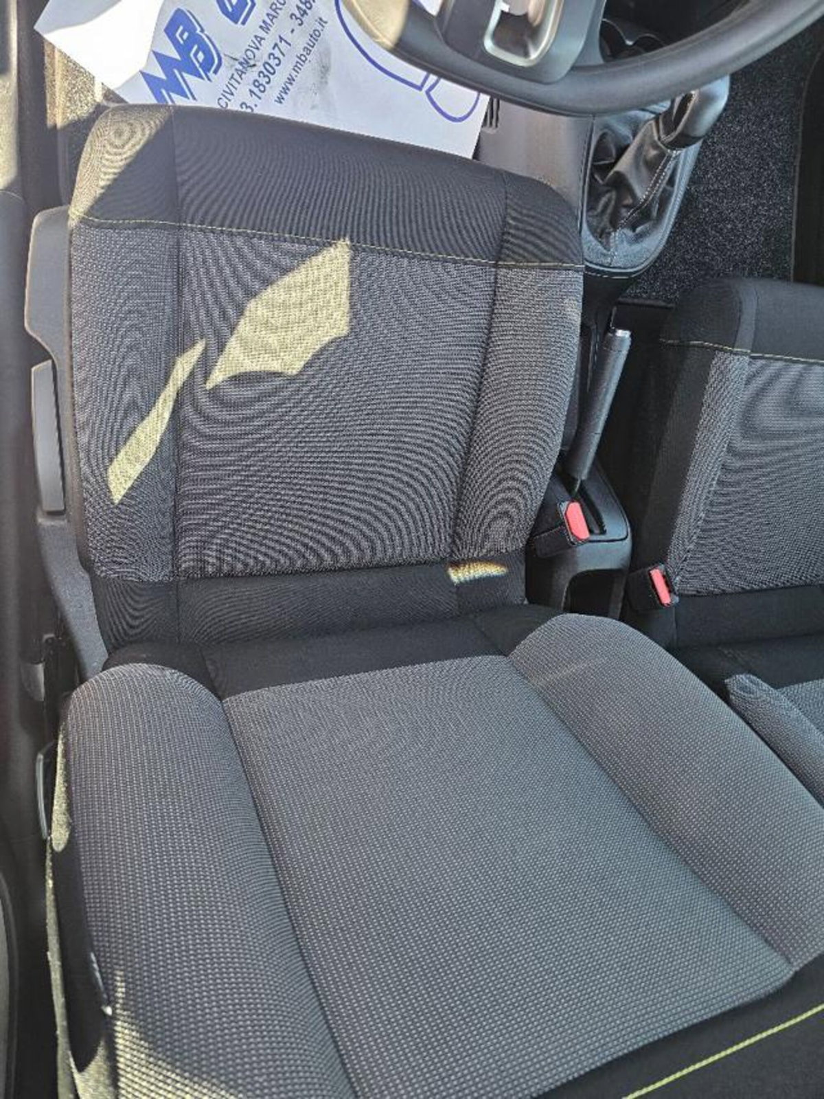 Citroen C3 BlueHDi 100 S&S Business Combi (9)